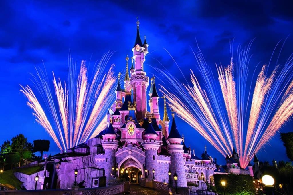 Luxury Brand New Art Deco Disneyland Chalifert Exterior foto